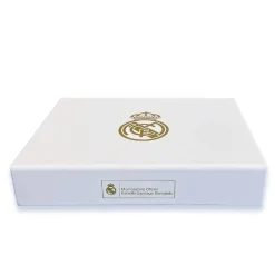 Pursuit 3 Rentrée Scolaire|Memorabilia^Morceau du vestiaire du Real Madrid au stade Santiago Bernabéu - Bois de teck brun