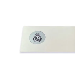 Pursuit 3 Rentrée Scolaire|Memorabilia^Morceau du vestiaire du Real Madrid au stade Santiago Bernabéu - Bois de teck blanc