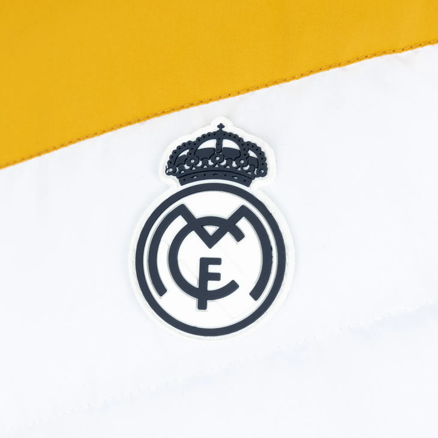 Enfant MBA Solutions Vestes^Outerwear Veste matelassée en V pour enfants Bleu