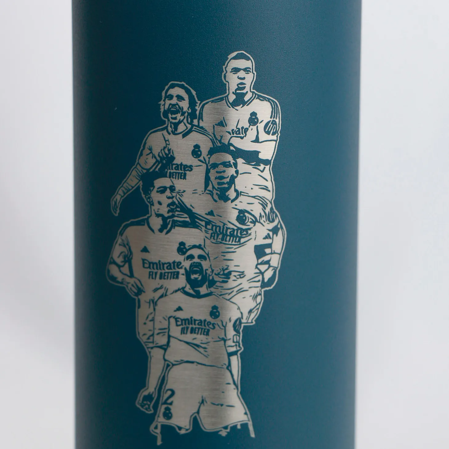 KINETICO Vaisselle^Thermos Équipe + Écusson 600ml Real Madrid Bleu